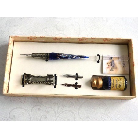 Kalligrafiepen van zilverbladig glas met penhouder