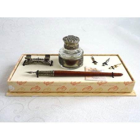 Wooden Calligraphy Dip Pen Inkwell & Pen Holder
