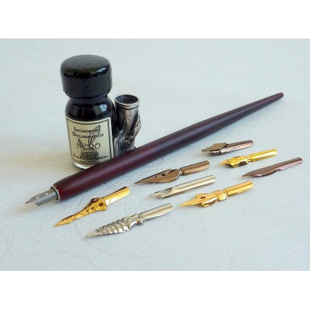 Pluma de caligrafía de madera