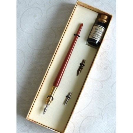 Wooden calligraphy pen with brass holder by Bortoletti