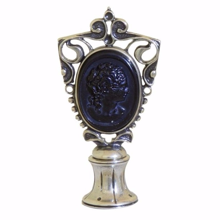 Black cameo Murano glass wax seal with woman’s face by Bortoletti