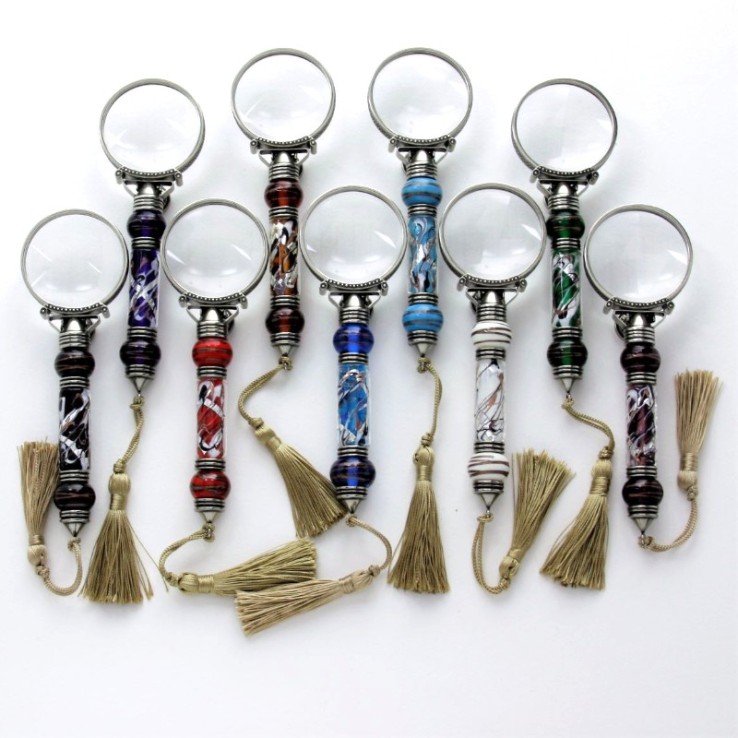 Magnifying glass - Bernini, nine colours