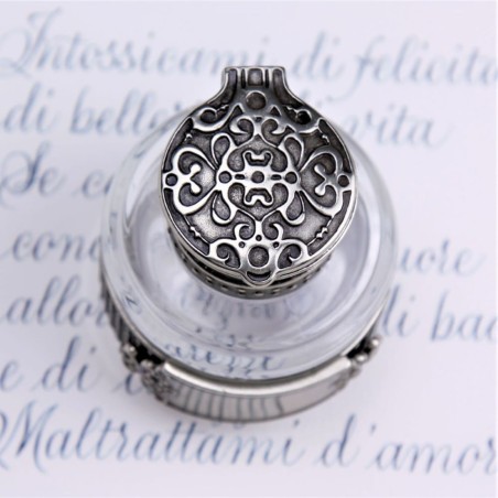 Lähikuva inlaid pronssi kansi päälle Bortoletti Dandolo Inkwell