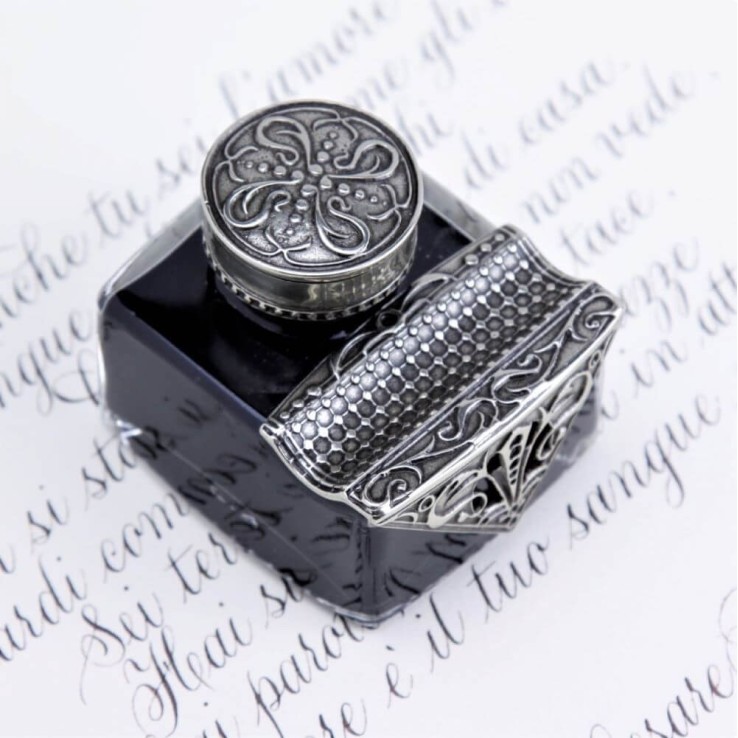 Pen-stylo de bronze triangulaire Détail sur Bortoletti CAL65 INKWELL