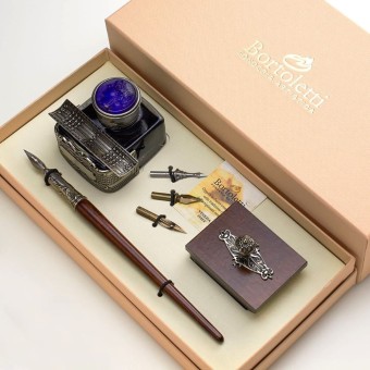 Bortoletti Hjørne Wooden Calligraphy Set med Cameo Inkwell
