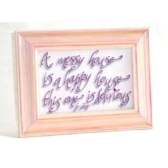 Mi casa desordenada está delirando