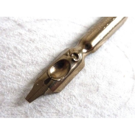 Steel round hand calligraphy nib with brass reservoir by Manuscript