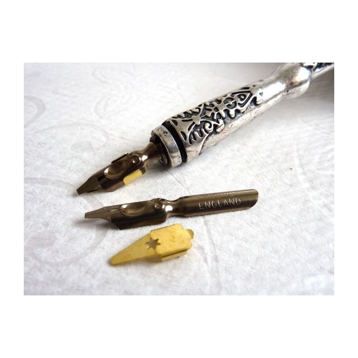 Rund Handkalligraphie Nibs und Stauseen